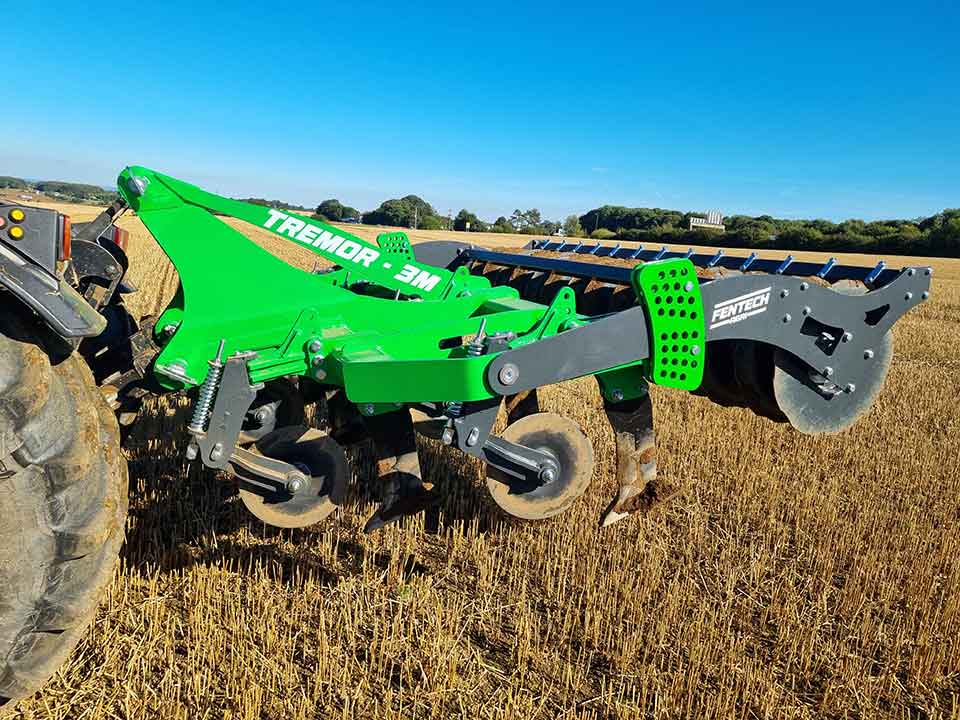 Tremor - Fentech Agri low disturbance subsoiler revolutionises soil health by lifting compaction, promoting optimal soil structure, and minimizing disruption to the topsoil layer.